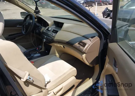 2010 Honda Accord 2.4 Lx из США, поврежденный, VIN 1HGCP2F36AA024046